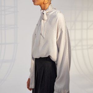 1-01 Babaton Luxembourg Blouse